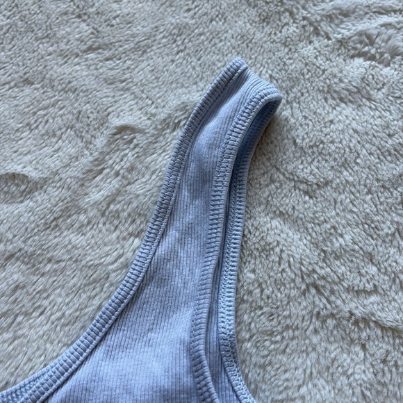 Divided Light Gray Ribbed Crop Tank – Size M | Slinky Basics | Casual Cute | - Picture 3 of 4